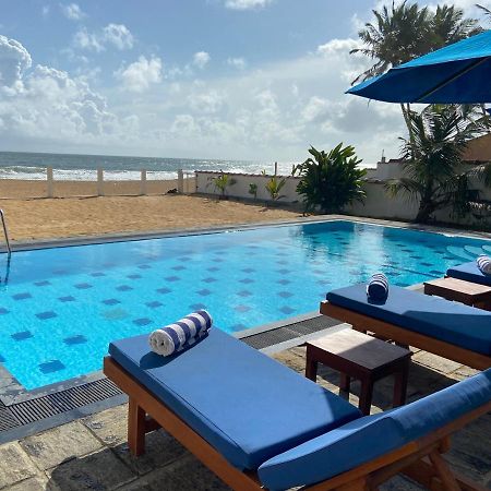 Tropical Beach House Hikkaduwa Buitenkant foto