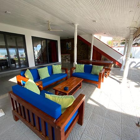 Tropical Beach House Hikkaduwa Buitenkant foto