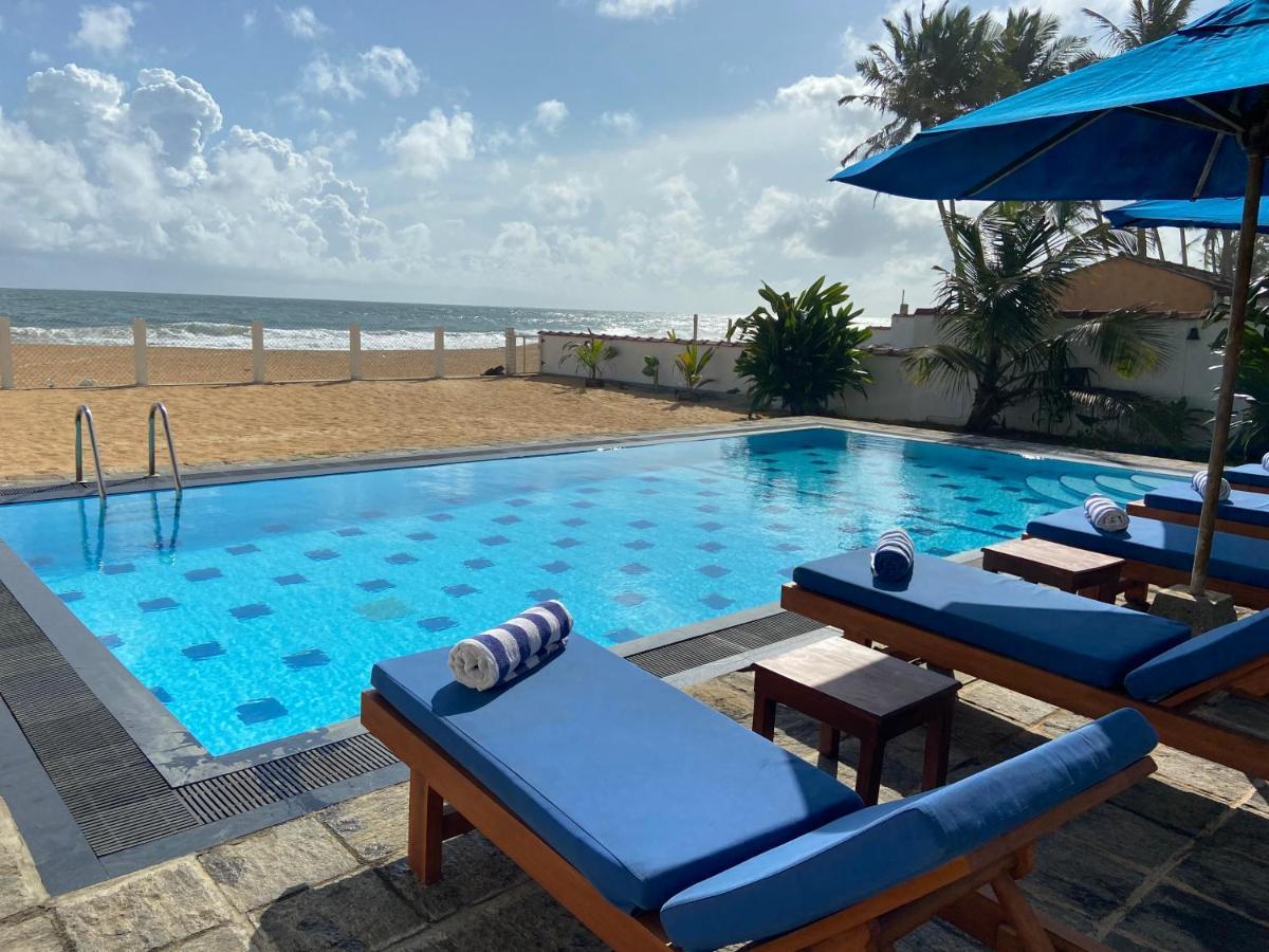 Tropical Beach House Hikkaduwa Buitenkant foto